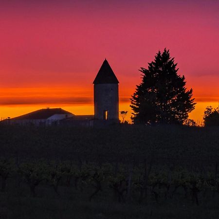 Enchanting Windmill Retreat Loubes-Bernac 외부 사진