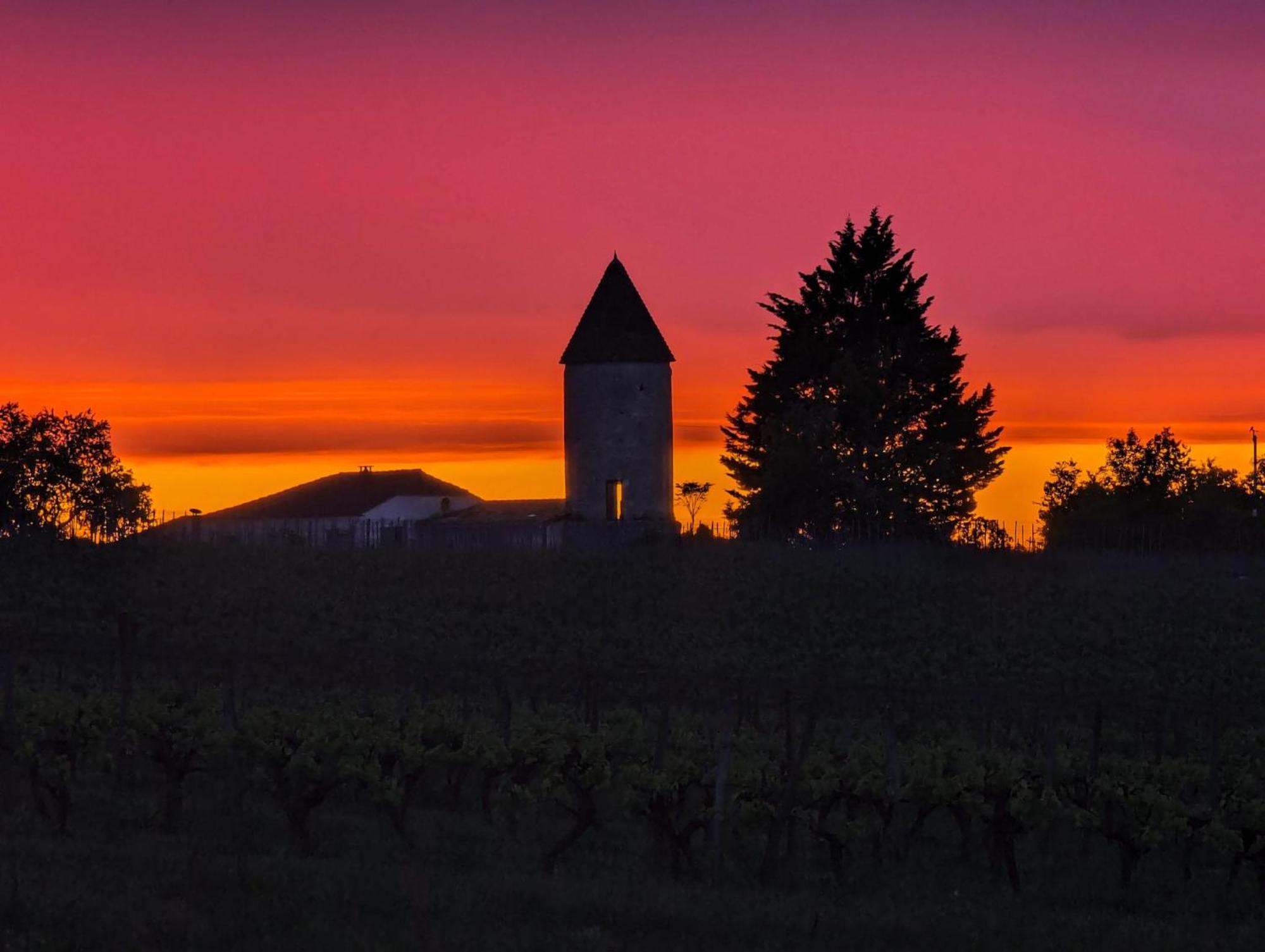 Enchanting Windmill Retreat Loubes-Bernac 외부 사진