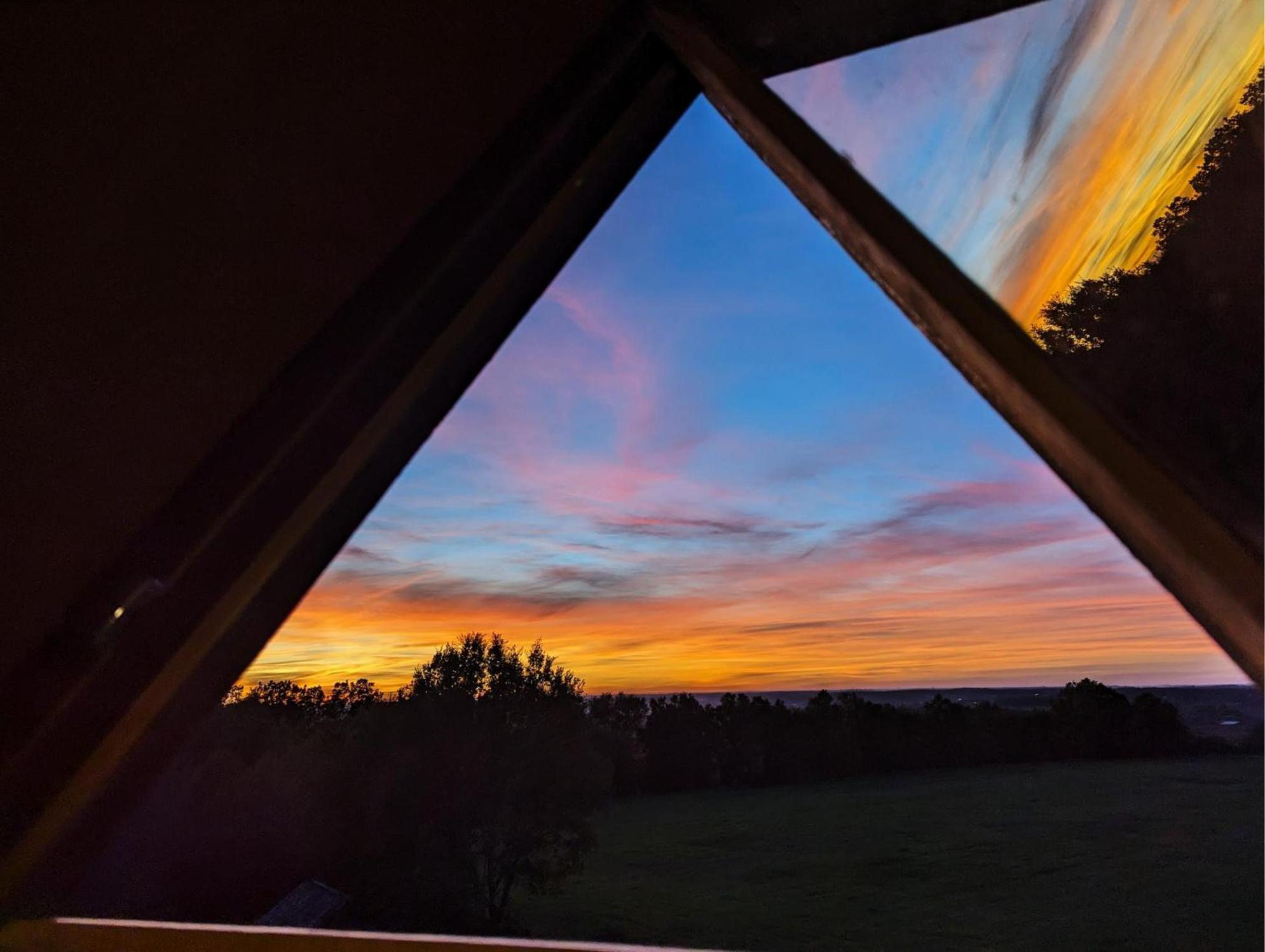 Enchanting Windmill Retreat Loubes-Bernac 외부 사진