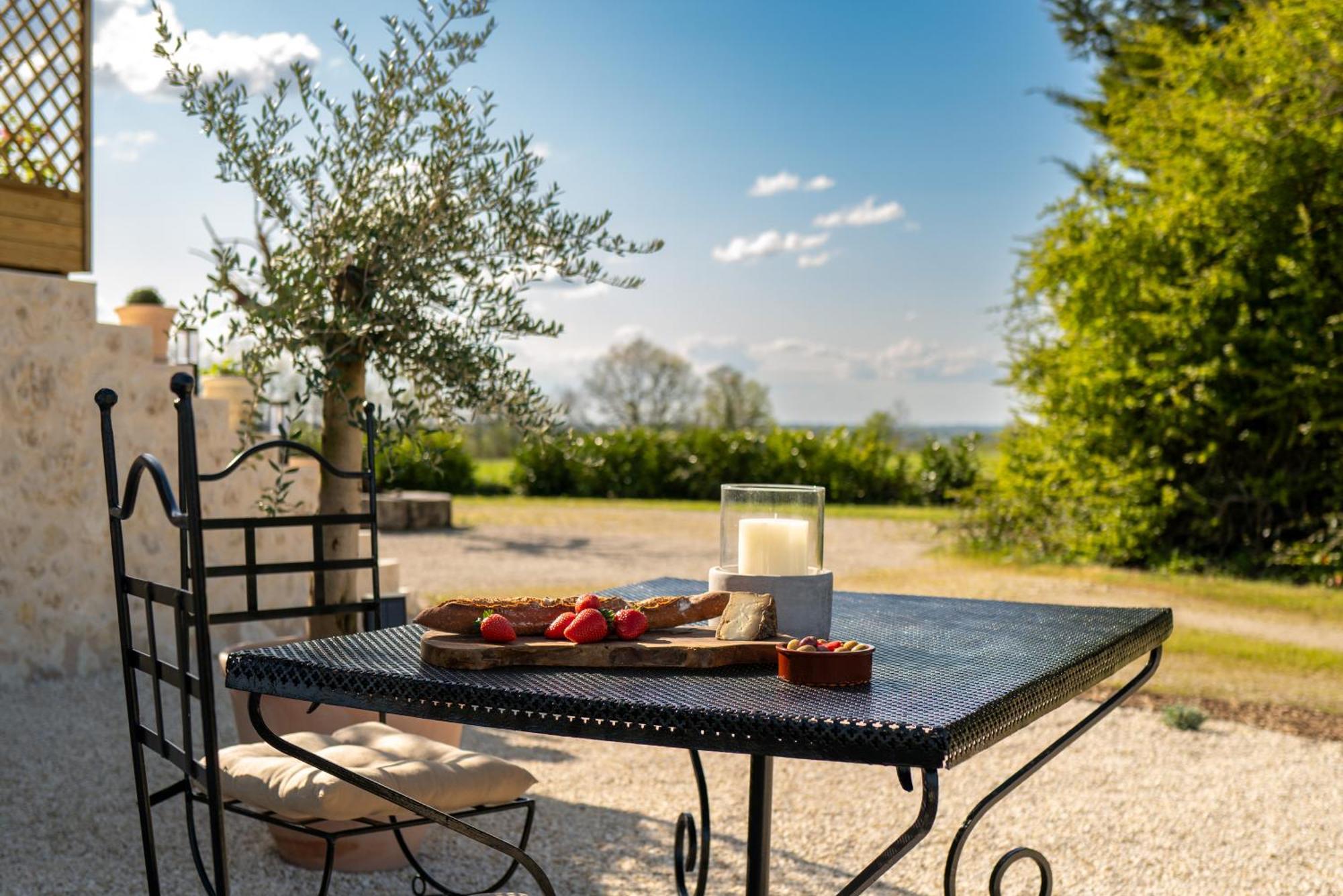 Enchanting Windmill Retreat Loubes-Bernac 외부 사진